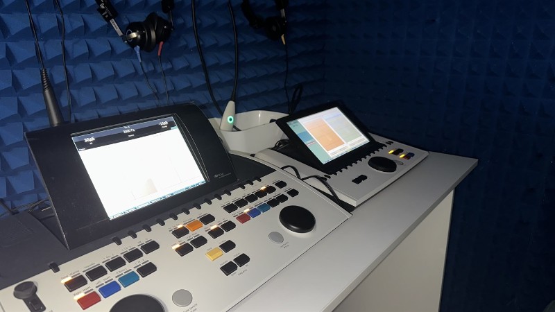 Расширенная аудиометрия с помощью сверхточного прибора Interacoustics AC40