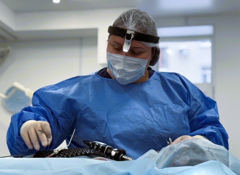 Хирургическое лечение гипертрофии аденоидов и небных миндалин у ребенка с рецидивирующими отитами