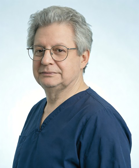 Старосветский Борис Викторович - оториноларинголог, профессор, заслуженный врач города Москвы