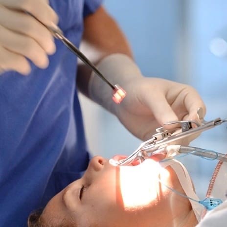 Проблемы с речью могут возникнуть из-за разросшихся аденоидов