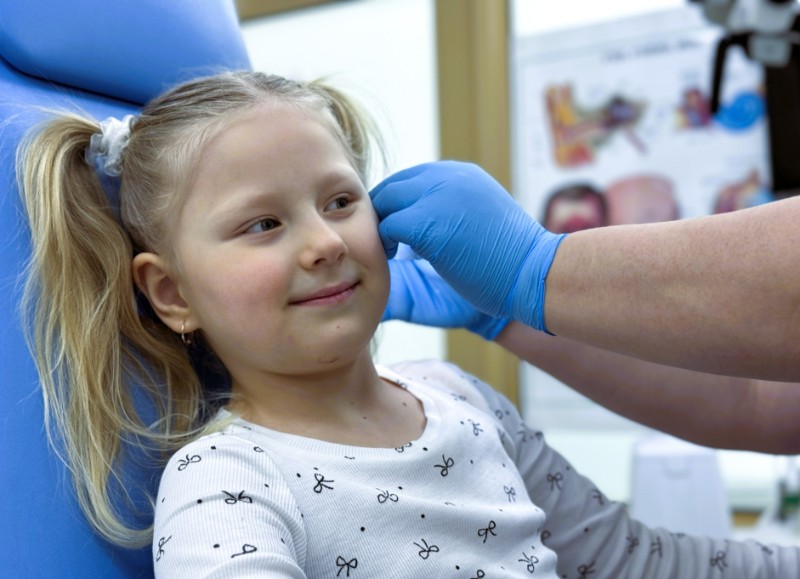 Синдром зияющей слуховой трубы у ребенка 7 лет